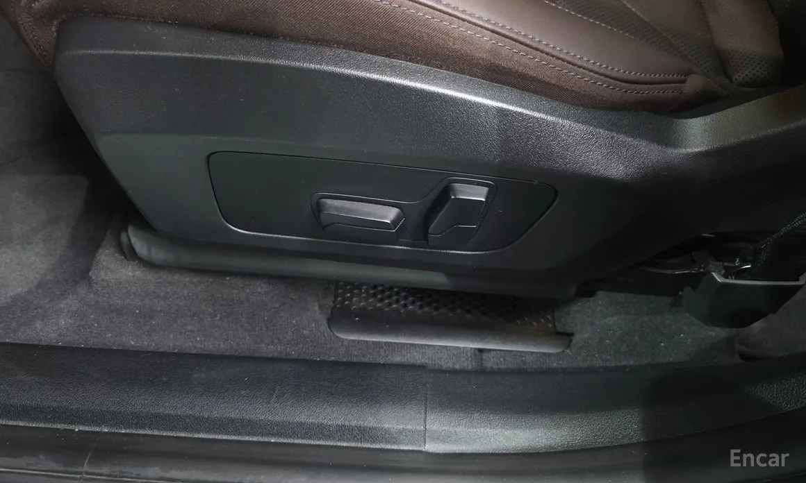 BMW 2 Series 2022 220i Luxury