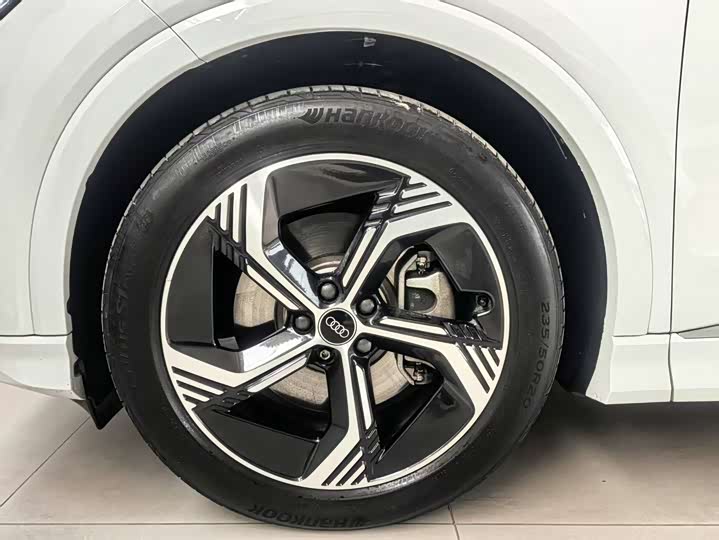 Audi Q4 e-tron 2024 2024款 40 e-tron 创境版