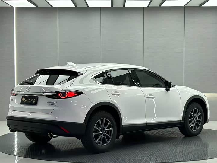 Mazda CX-4 2021 2021款 2.0L 自动两驱蓝天探索版