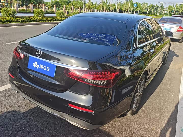 Zdjęcie 3 - Mercedes-Benz E-Class