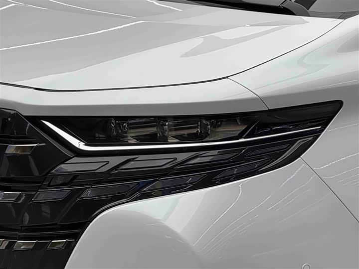 Toyota Alphard 2024 2024款 双擎 2.5L 臻享版