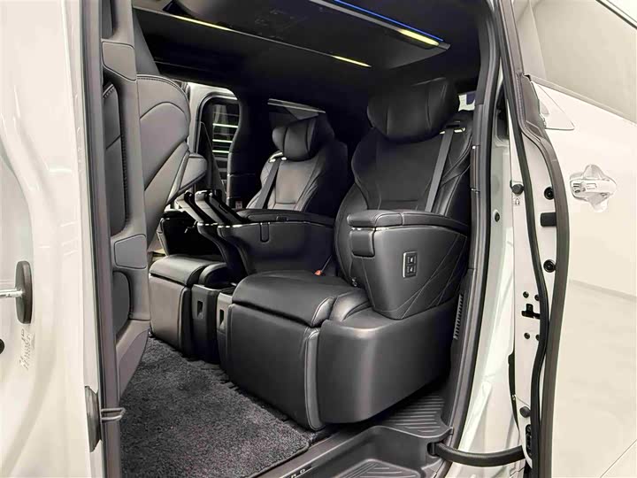 Toyota Alphard 2024 2024款 双擎 2.5L 臻享版