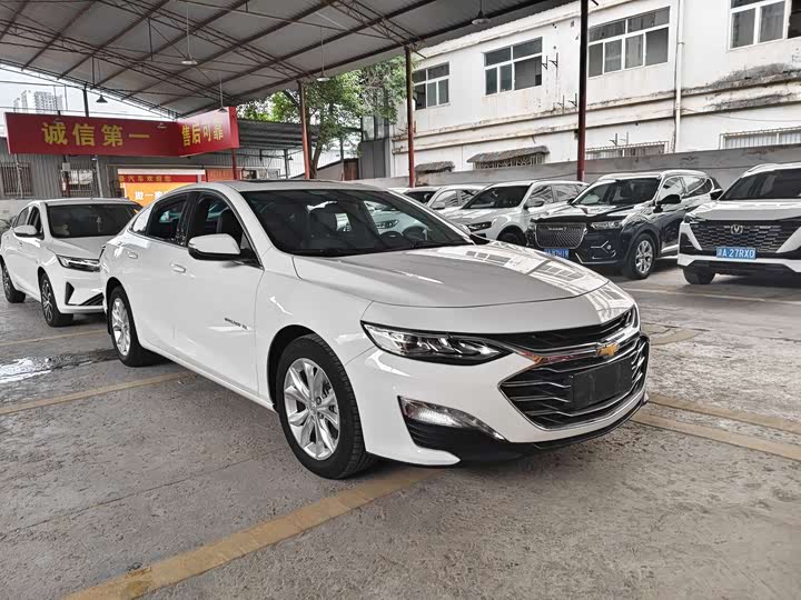 Фото 3 - Chevrolet Malibu XL