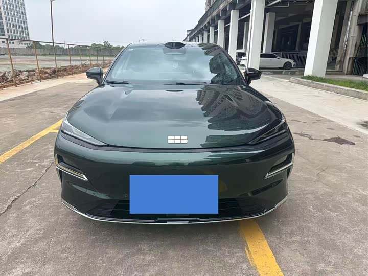 Фото 2 - Geely Galaxy Starshine 8 EM-i