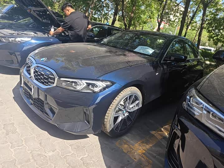 Фото 1 - BMW 3 Series