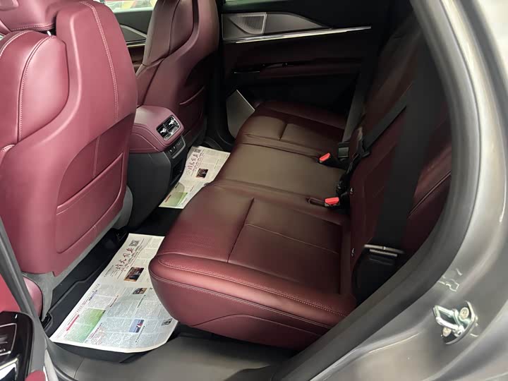 Cadillac XT5 2025 2025款 2.0T 铂金型