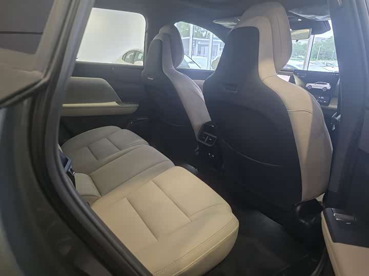 Volvo XC70 Hybrid 2026 2026款 四驱超长续航Core