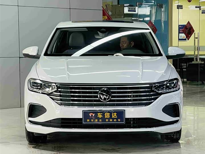 Фото 2 - Volkswagen Lavida