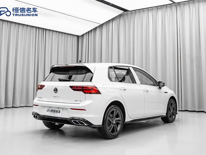 Фото 5 - Volkswagen Golf