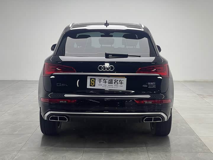 Фото 5 - Audi Q5L
