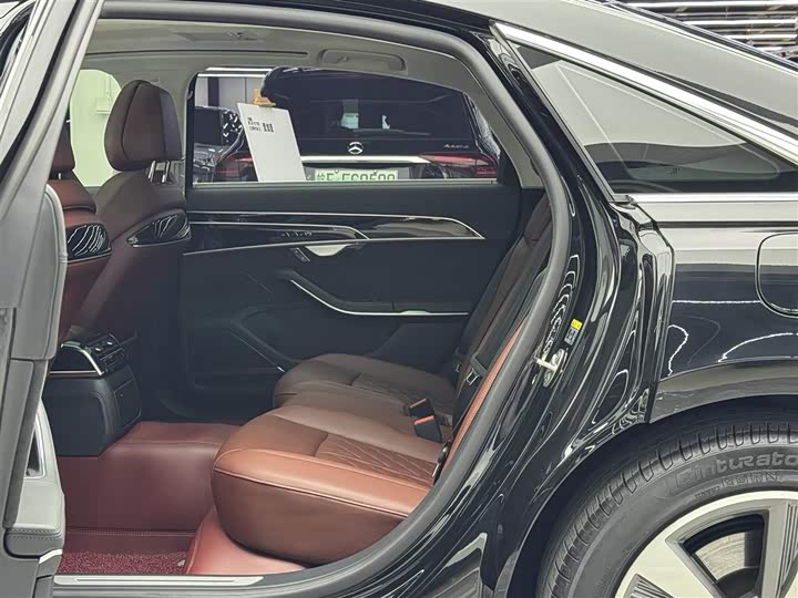 Zdjęcie 7 - Audi A8 Hybrid