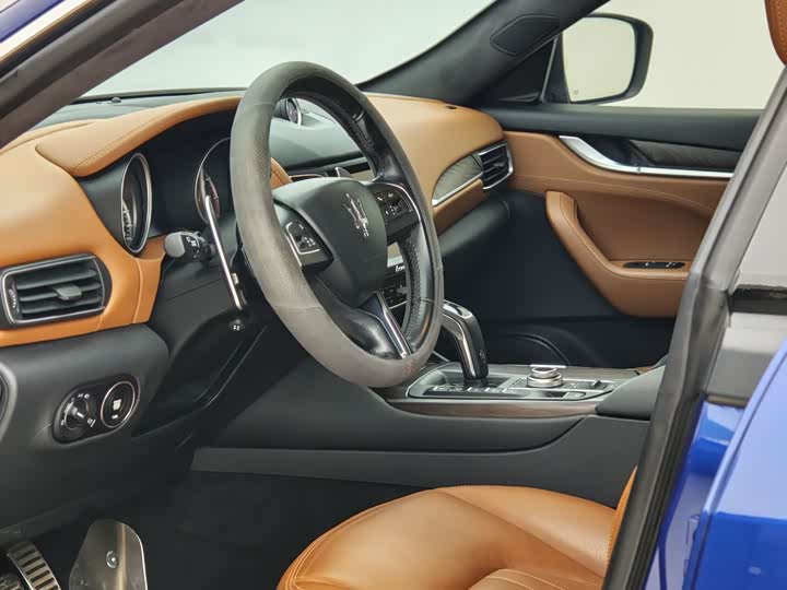 Maserati Levante 2020 2020款 3.0T 标准版