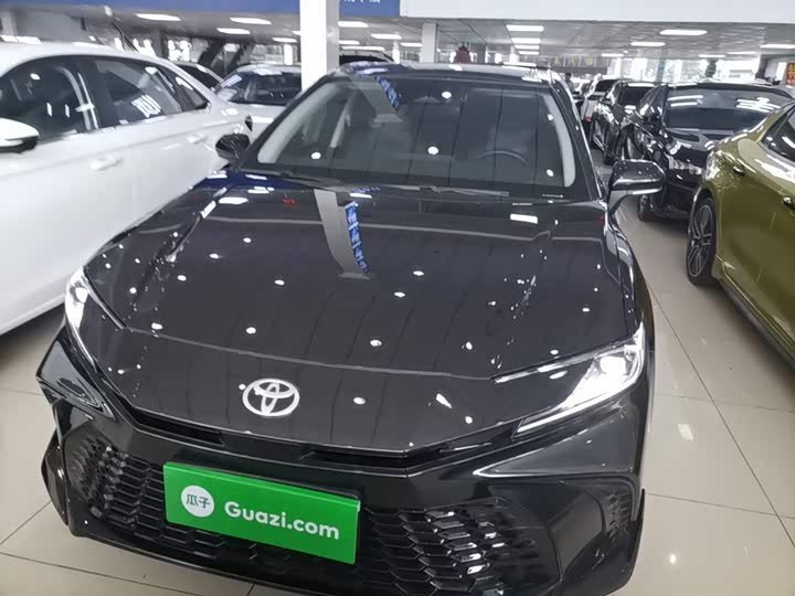 Toyota Camry 2026 2026款 双擎 2.0HSE 运动Lite版