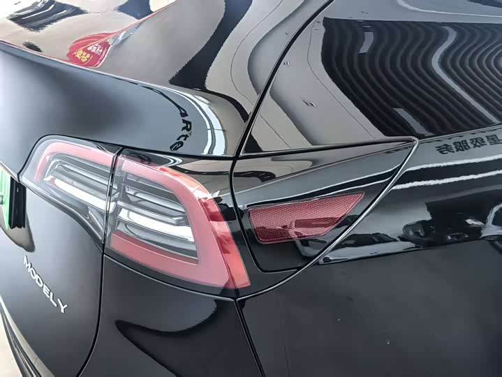 Фото 7 - Tesla Model Y