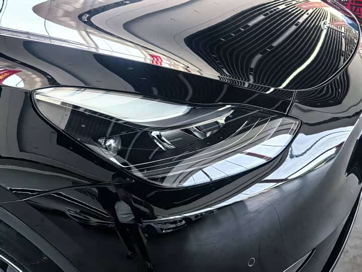 Фото 8 - Tesla Model Y
