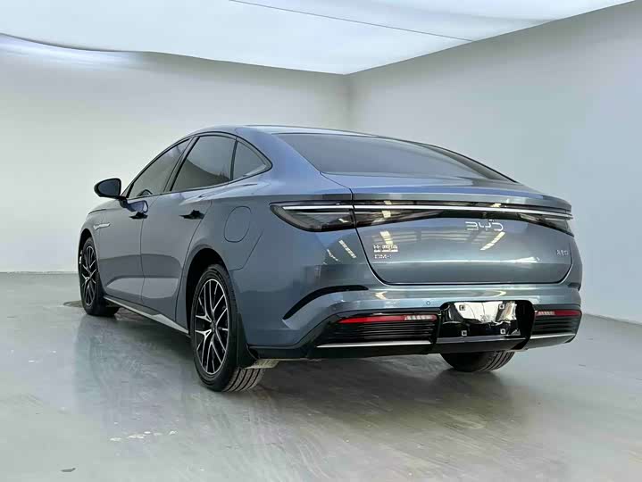 BYD Seal 07 DM-i Hybrid 2025 2025款 DM-i 1.5L 125km 豪华型