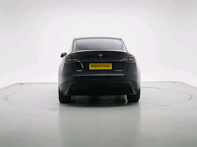 Zdjęcie 6 - Tesla Model Y
