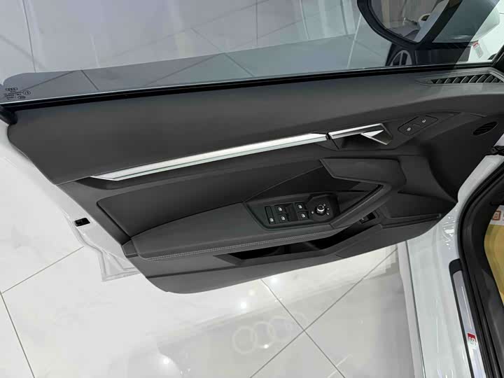 Фото 8 - Audi A3