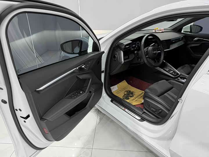 Фото 9 - Audi A3