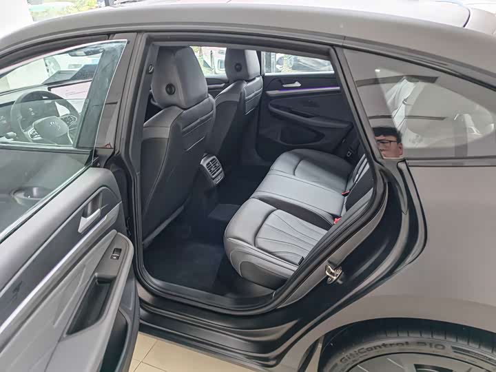Volkswagen Lamando L 2026 2026款 凌渡L GTS 380TSI 凌风百万纪念版