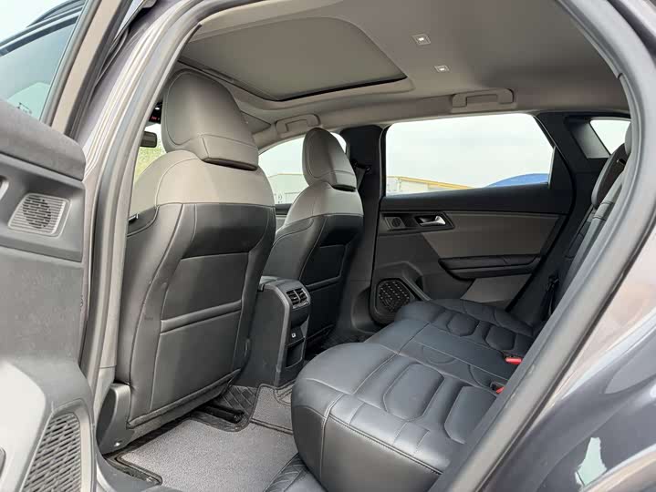 Citroen C5 X 2024 2024款 1.6T 势不凡