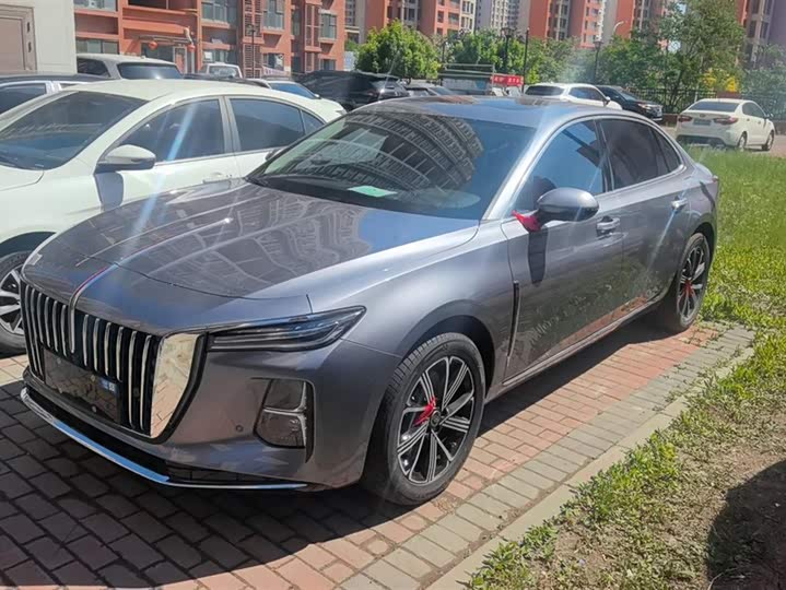 Фото 1 - Hongqi H5 Hybrid