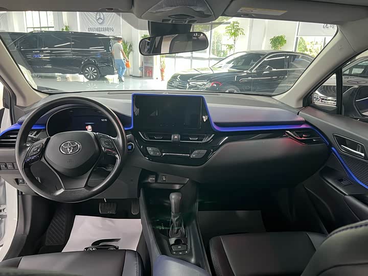 Toyota C-HR 2023 2023款 2.0L 舒适版