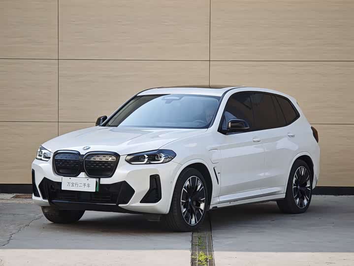 2024 BMW iX3