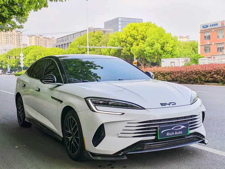 Фото 3 - BYD Seal