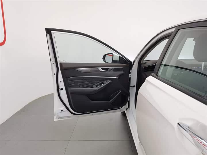 Dongfeng Aeolus Yixuan Max 2021 2021款 1.5T 超级辣爸版