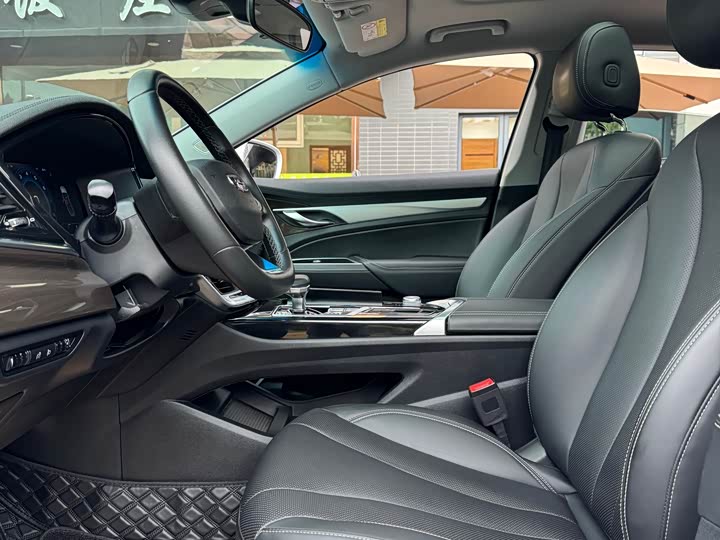 Geely Emgrand GT 2021 2021款 1.8T 领航版+