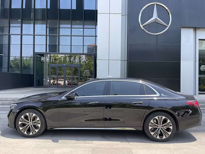 صورة 4 - Mercedes-Benz E-Class Hybrid