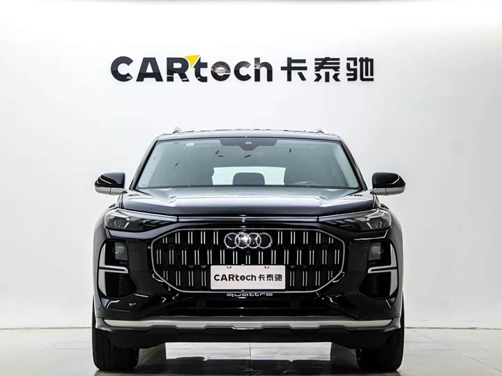 Audi Q6 2024 2024款 40 TFSI quattro 观云型 羽林套装 7座