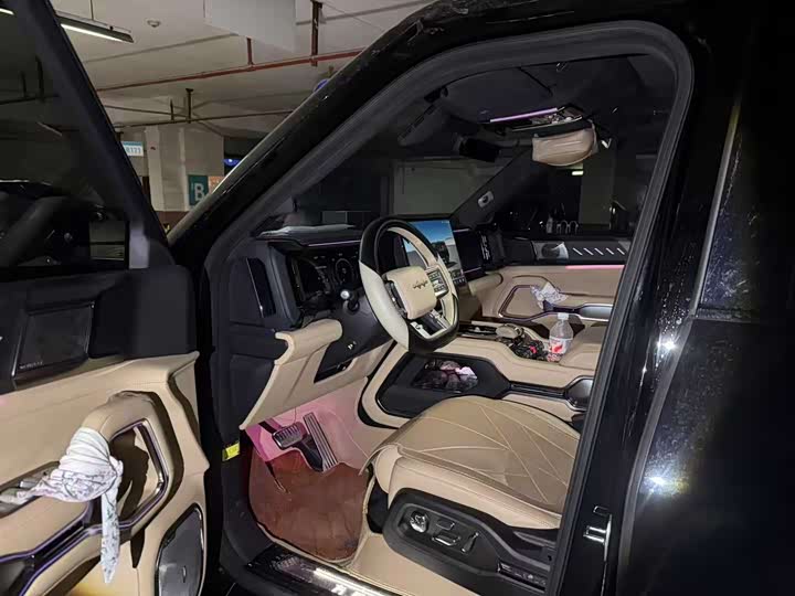 2025 BYD FangChengBao Leopard 8