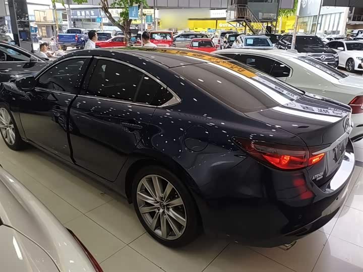 Zdjęcie 5 - Mazda Atenza