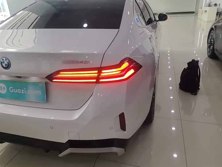 BMW i5 2025 2025款 eDrive 40L M运动套装