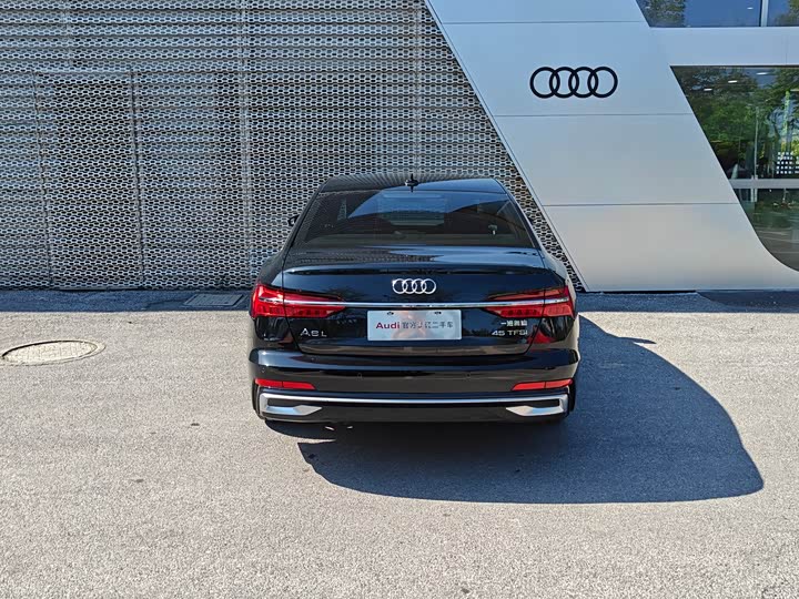 Photo 5 - Audi A6L