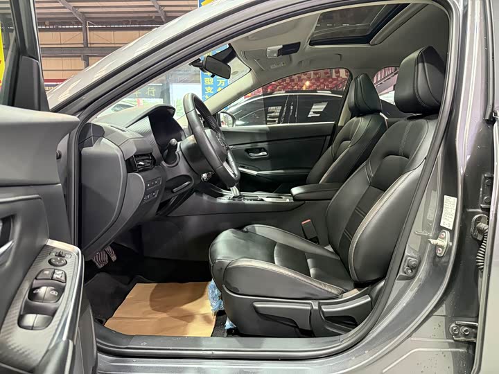 Zdjęcie 7 - Nissan Sylphy