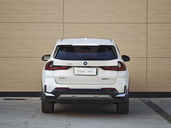 BMW iX1 2025 2025款 eDrive25L X设计套装