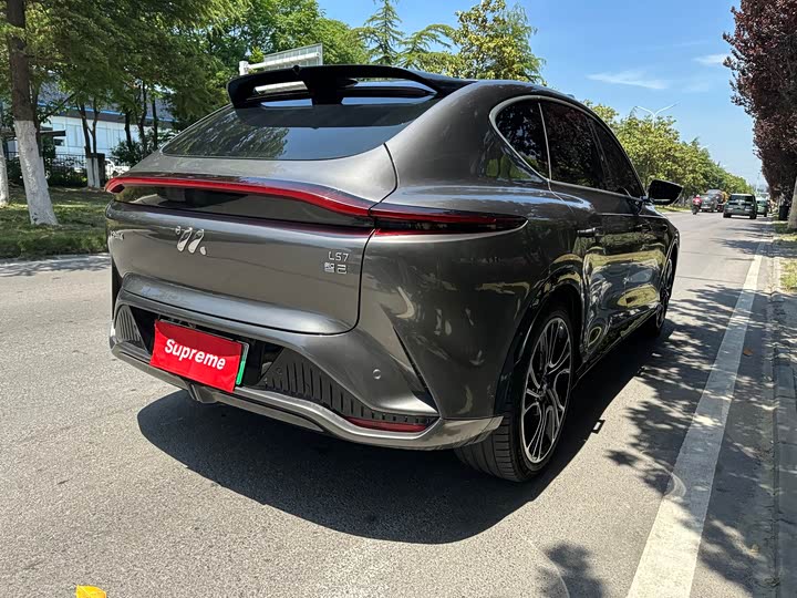 IM motors LS7 2023 2023款 100kWh Pro四驱版
