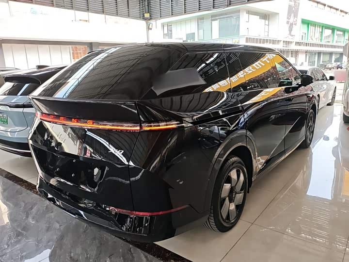 XPeng X9 2024 2024款 702超长续航Pro