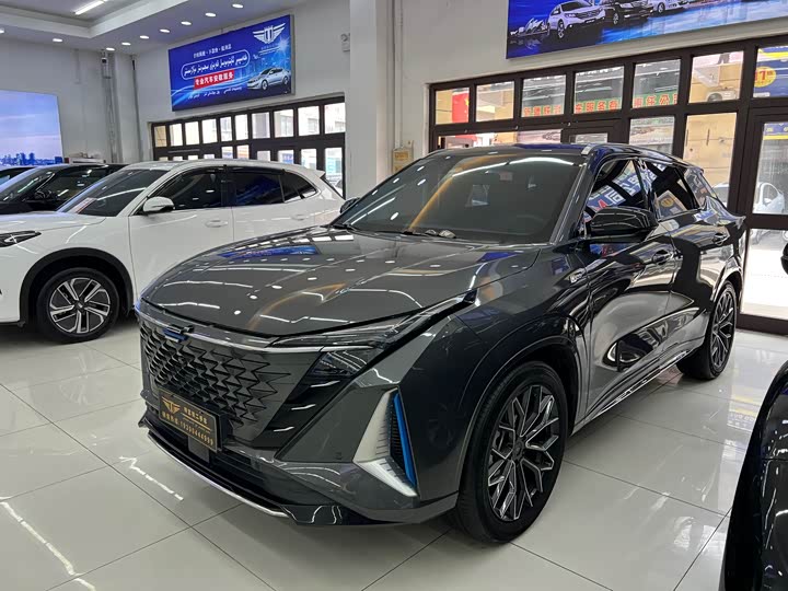 Фото 1 - Changan Oshan Z6 Hybrid