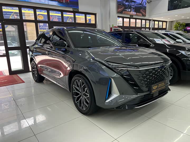 Фото 3 - Changan Oshan Z6 Hybrid