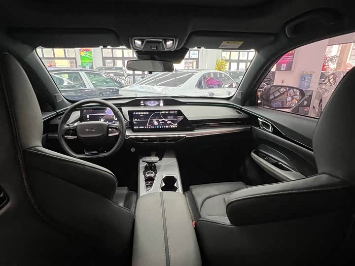 Фото 8 - Changan Oshan Z6 Hybrid