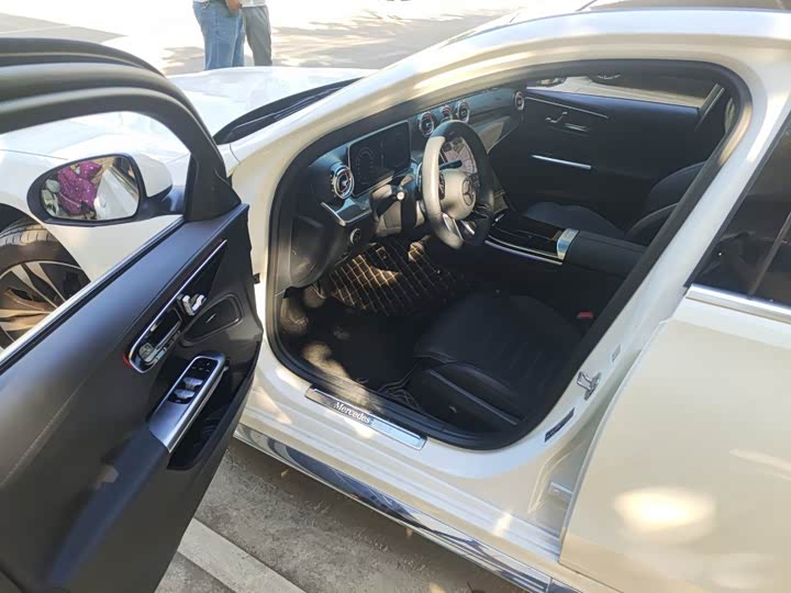 Mercedes-Benz C-Class Hybrid 2024 2024款 改款 C 350 eL