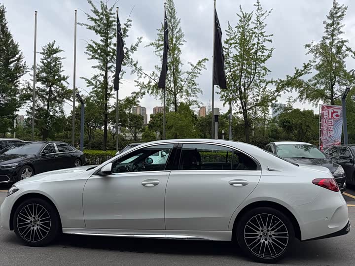 Mercedes-Benz C-Class 2025 2025款 C 260 L 运动版