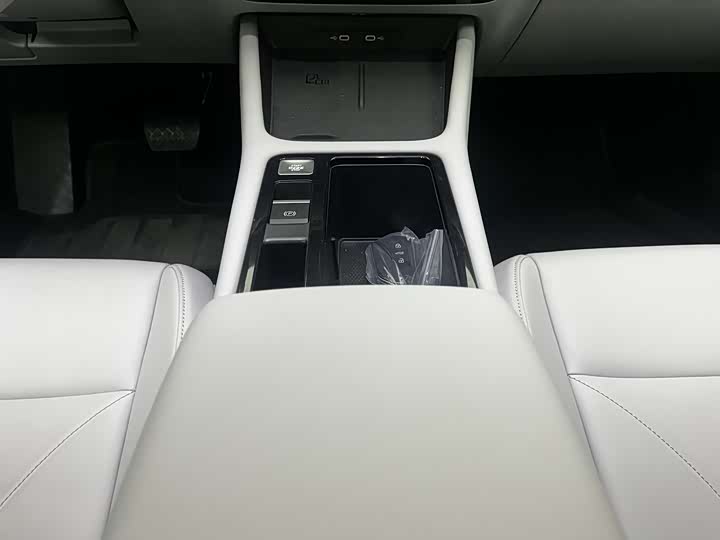 Volkswagen Lavida 2026 2026款 Pro 300TSI 星空智逸版