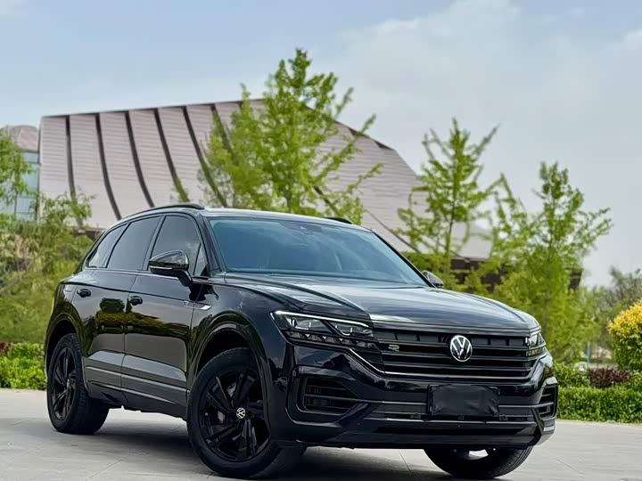 Volkswagen Touareg 2022 2022款 3.0TSI 锐享版 曜黑运动套装
