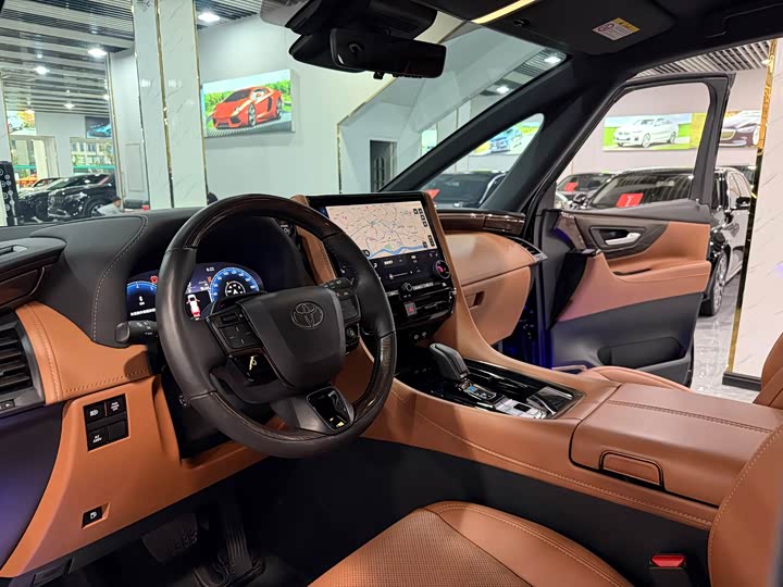 Фото 5 - Toyota Alphard