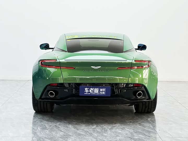 Aston Martin DB12 2025 2025款 4.0T V8 Coupe